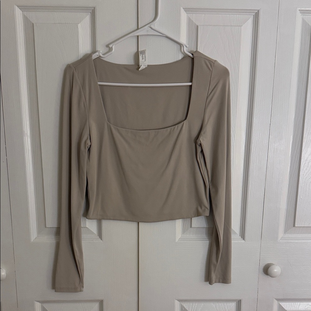 T.J.Maxx Taupe Long Sleeve Women's Top